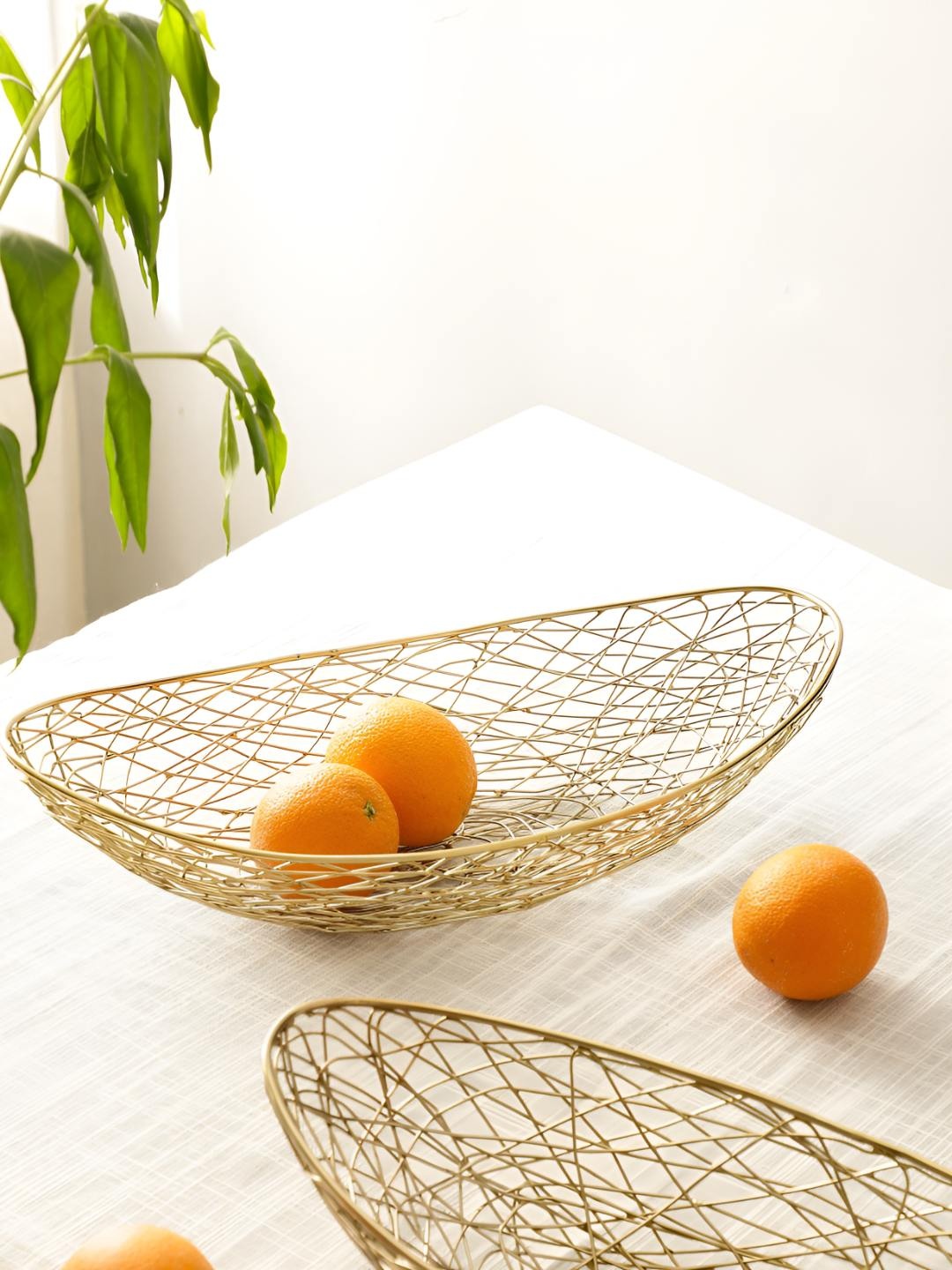 

Decor de Maison Vivian Gold Toned Textured Fruit Basket