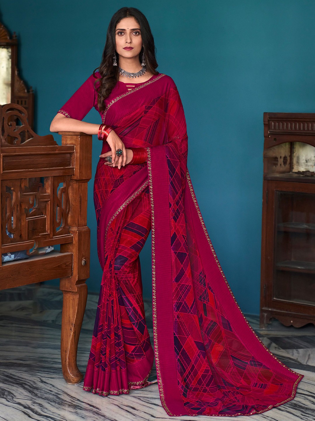 

Laxmipati Embroidered Geometric Saree, Pink
