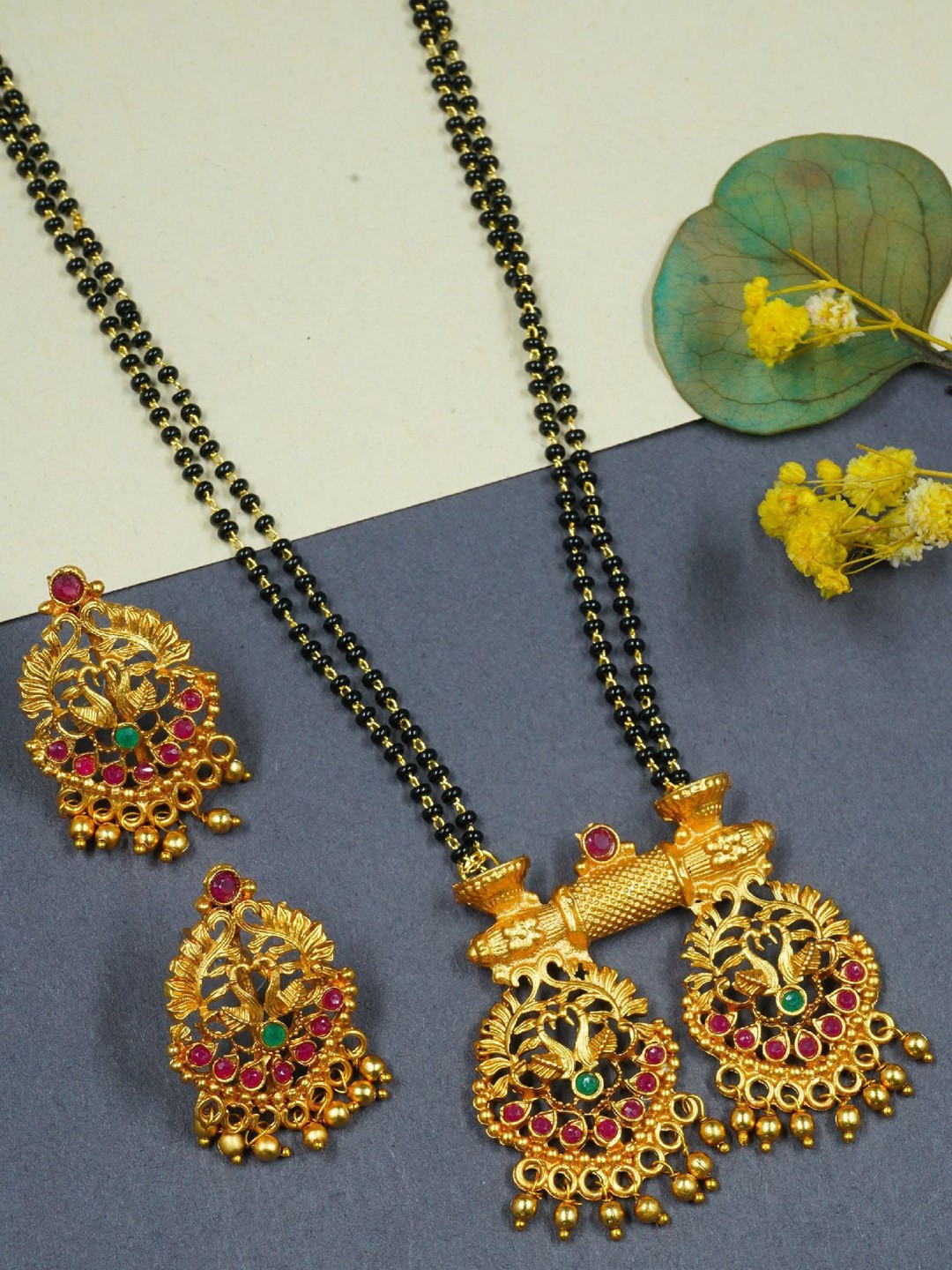 

GRIIHAM Set of 3 Beaded Managalsutram, Gold