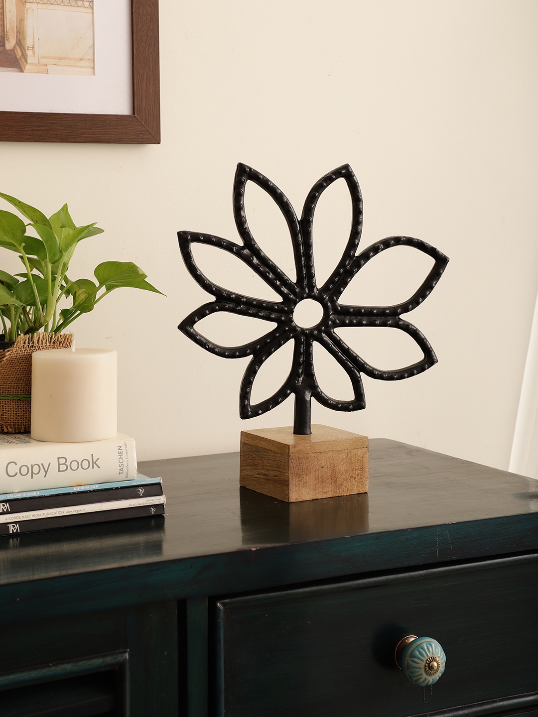 

Maison Modern Black & Beige Curio Showpiece