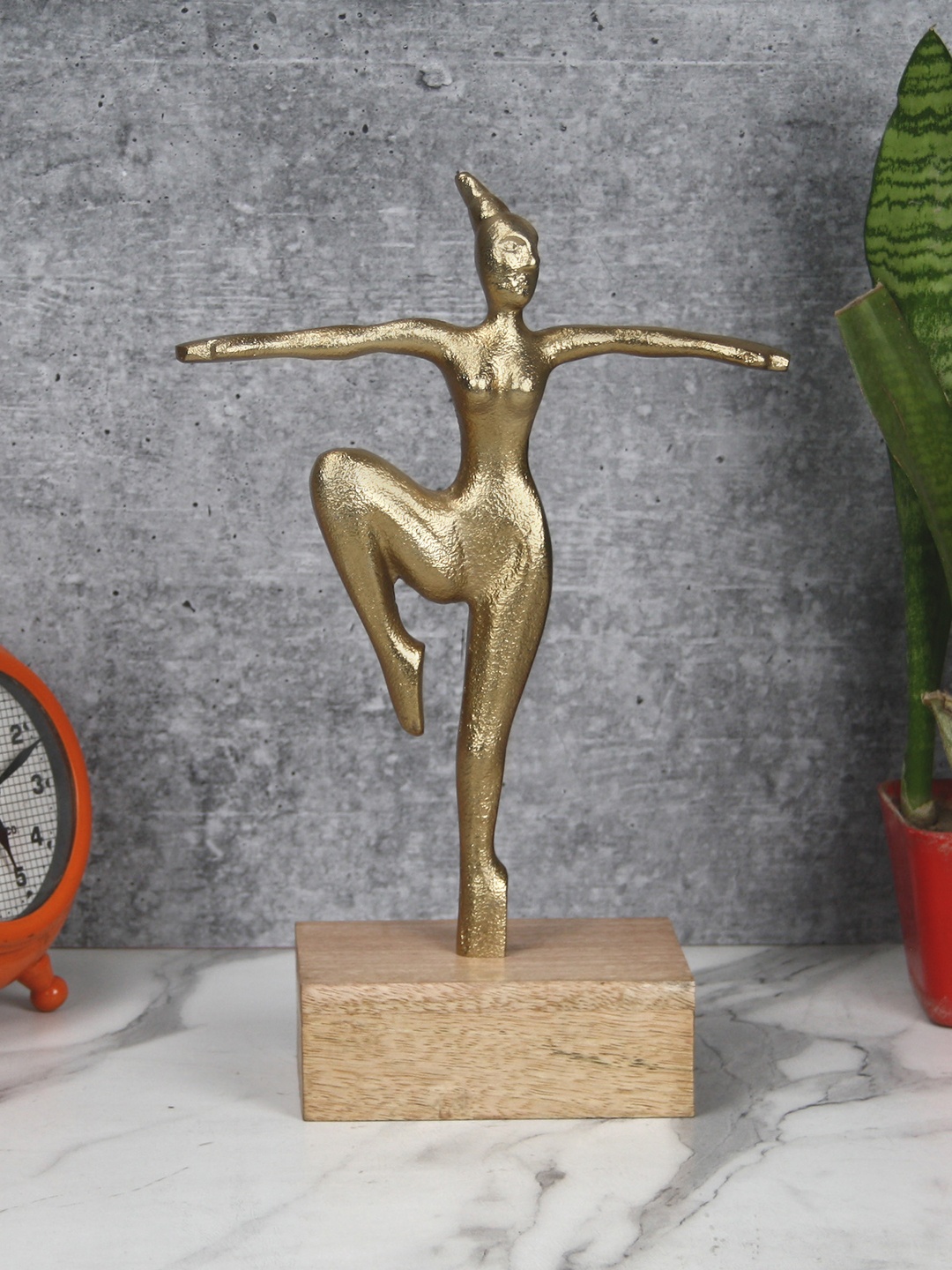 

Maison Modern Gold-Toned Figurine Showpiece