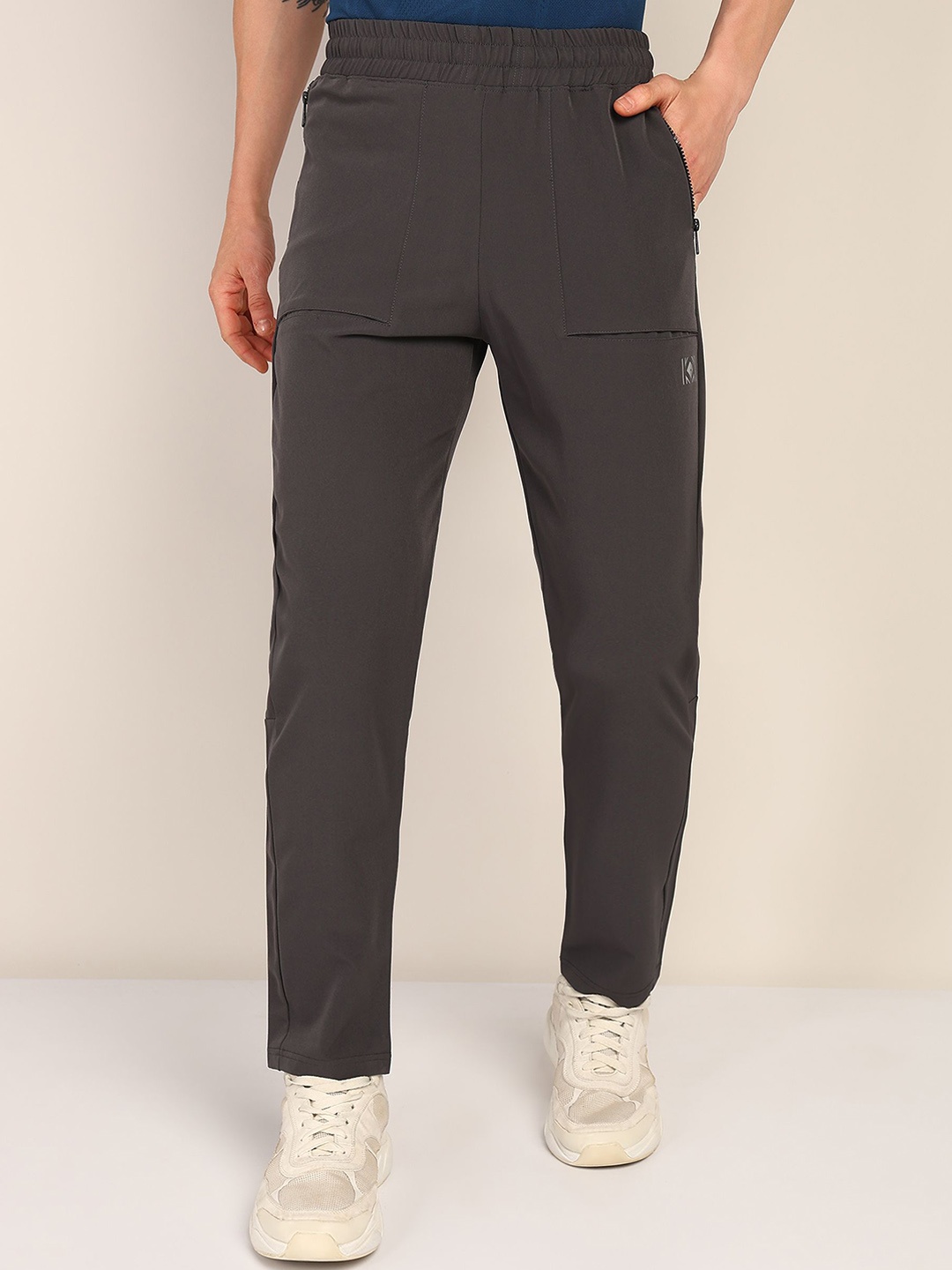 

Golden Kite Men Regular Fit Mid Rise Track Pants, Grey