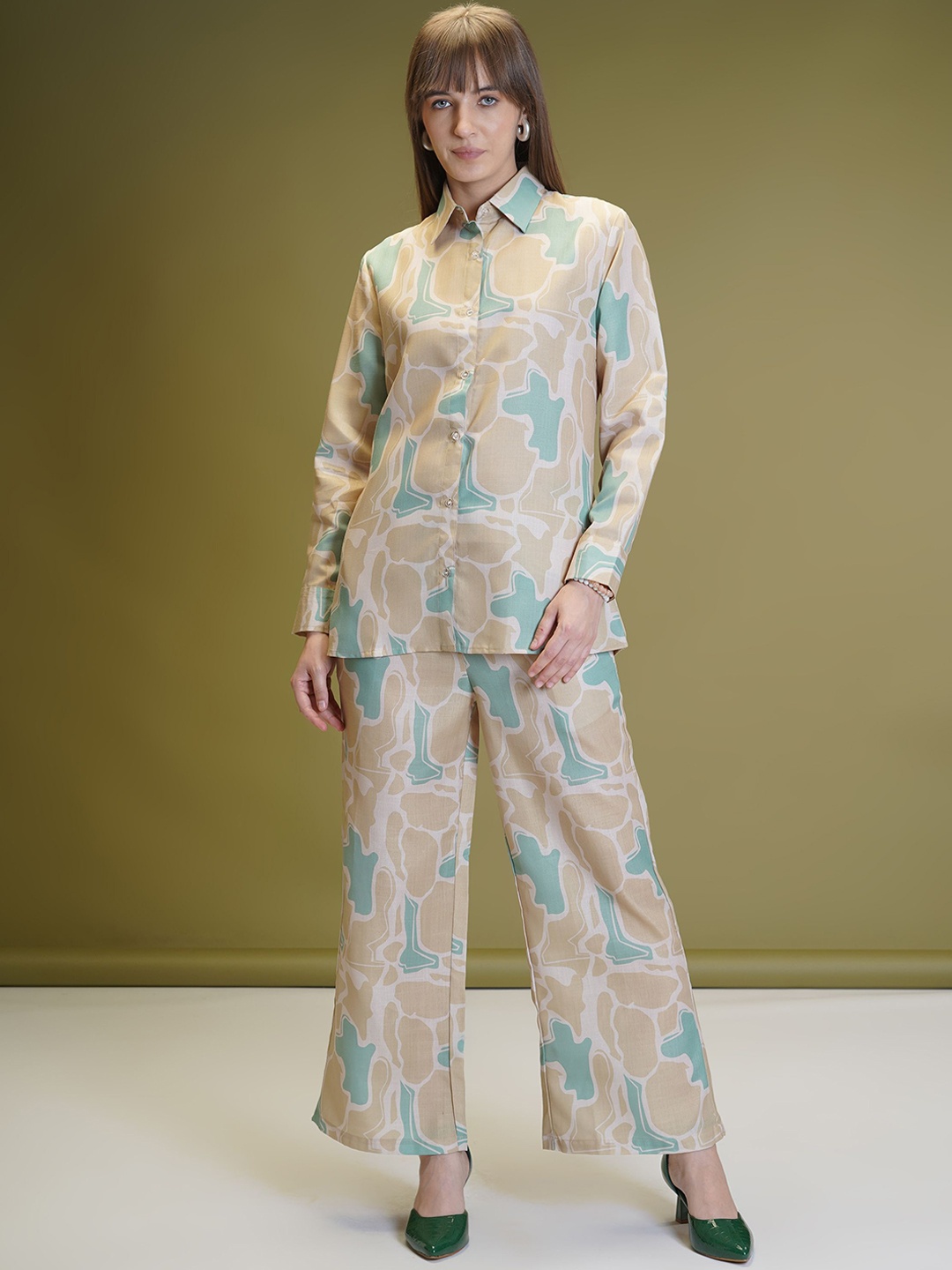 

WESTHOOD Printed Long Sleeves Shirt With Trouser, Beige