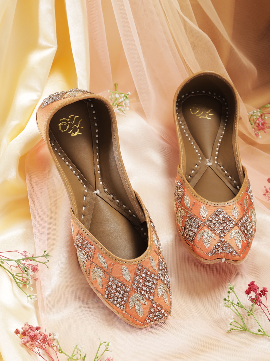 

House of Pataudi Women Embellished Mojaris, Orange