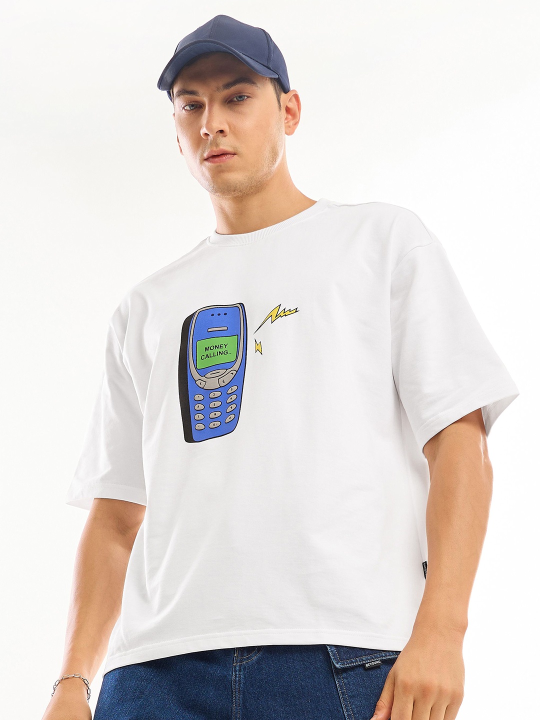 

Beyoung Men Typography Applique T-shirt, White