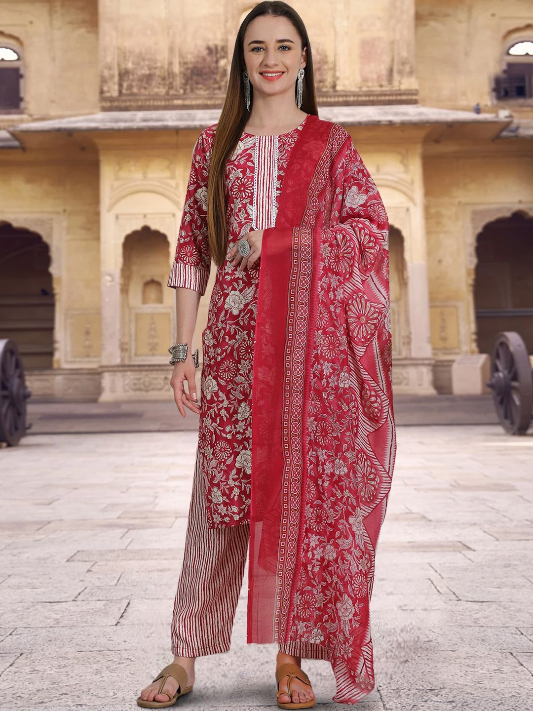 

7Threads Floral Printed Thread Work Pure Cotton Straight Kurta With Trousers & Dupatta, Pink