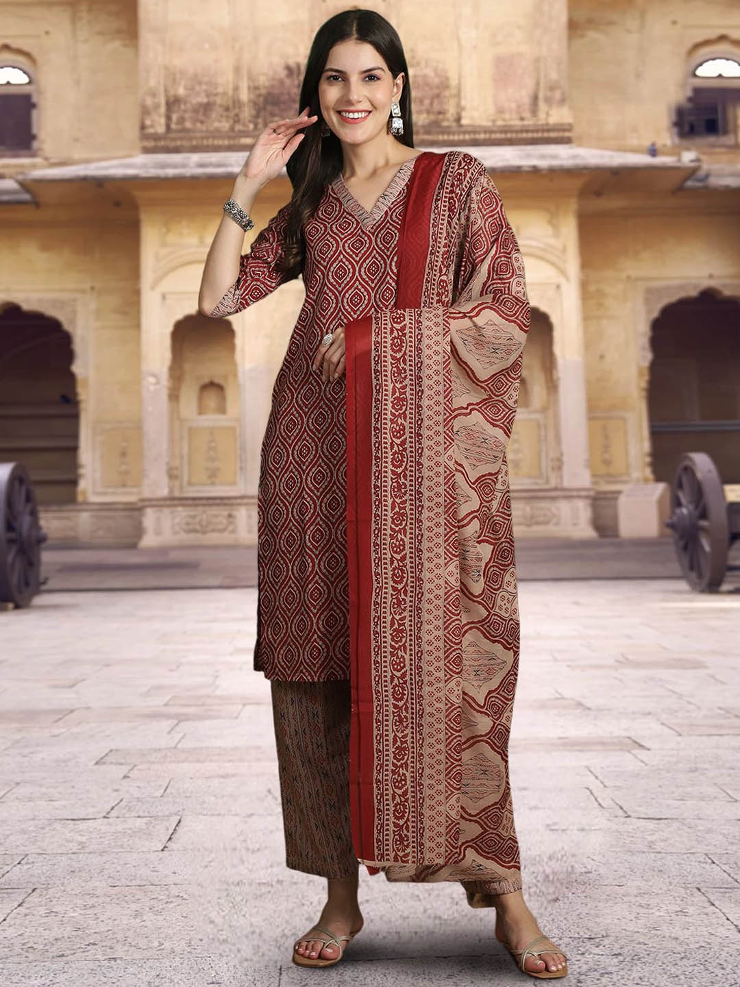 

7Threads Geometric Printed Regular Pure Cotton Straight Kurta With Trousers & Dupatta, Maroon