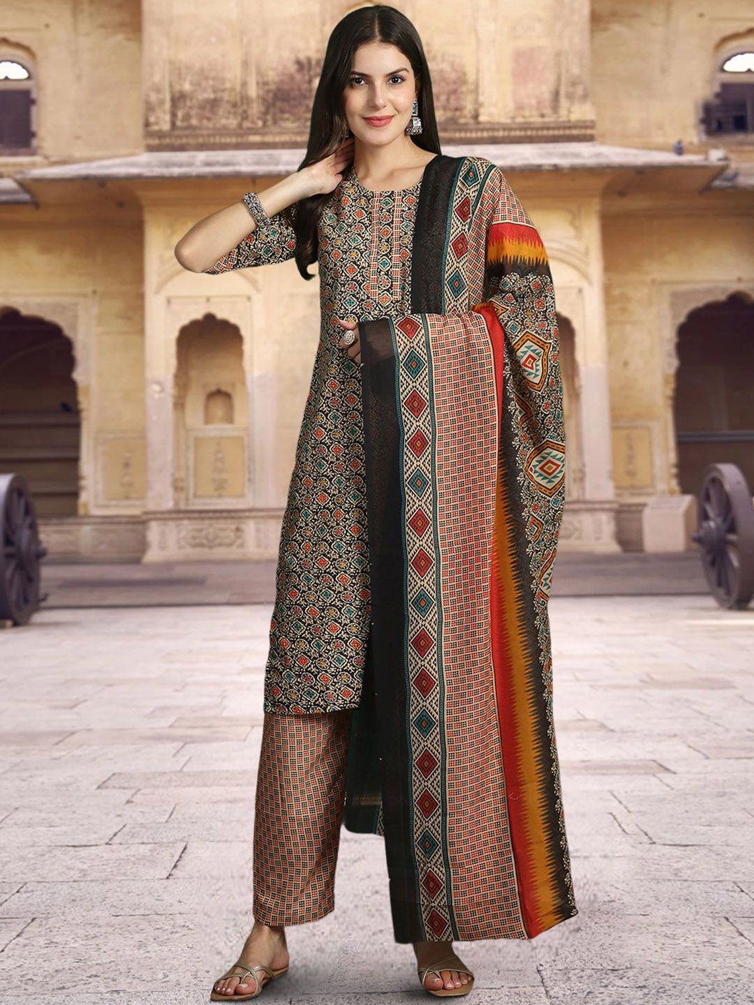 

7Threads Geometric Printed Regular Pure Cotton Straight Kurta With Trousers & Dupatta, Black