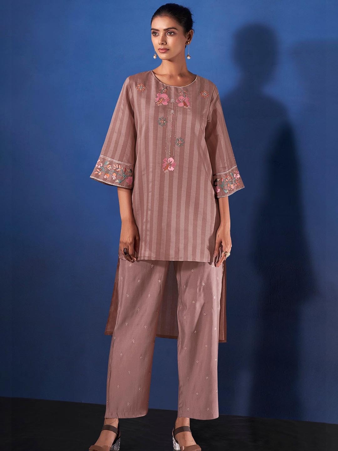 

AUTUMN LANE Embroidered Round-Neck Tunic With Palazzo, Brown