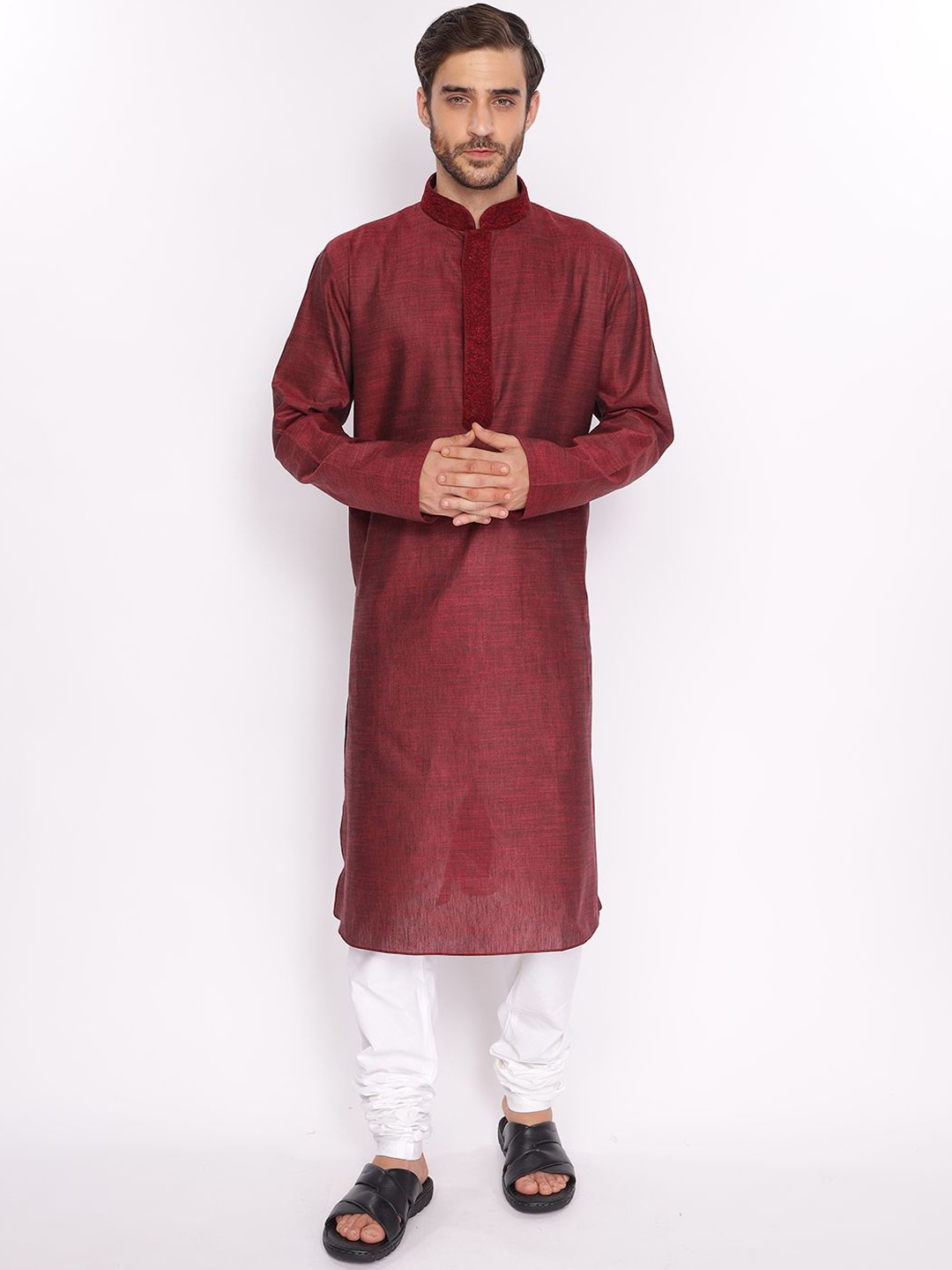 

ZOIS Straight Kurta with Churidar, Maroon