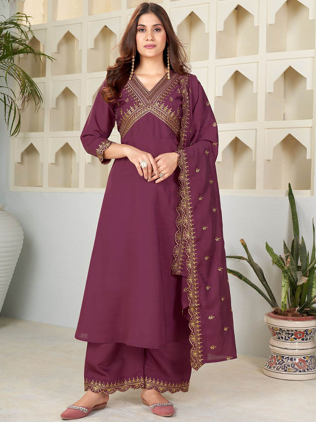 

KALINI Ethnic Motifs Embroidered Empire Anarkali Kurta with Palazzos & With Dupatta, Purple