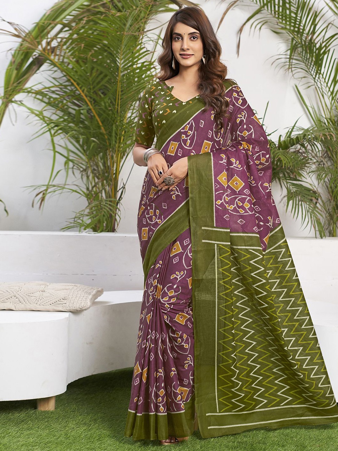 

KALINI Ethnic Motif Printed Pure Cotton Saree, Purple