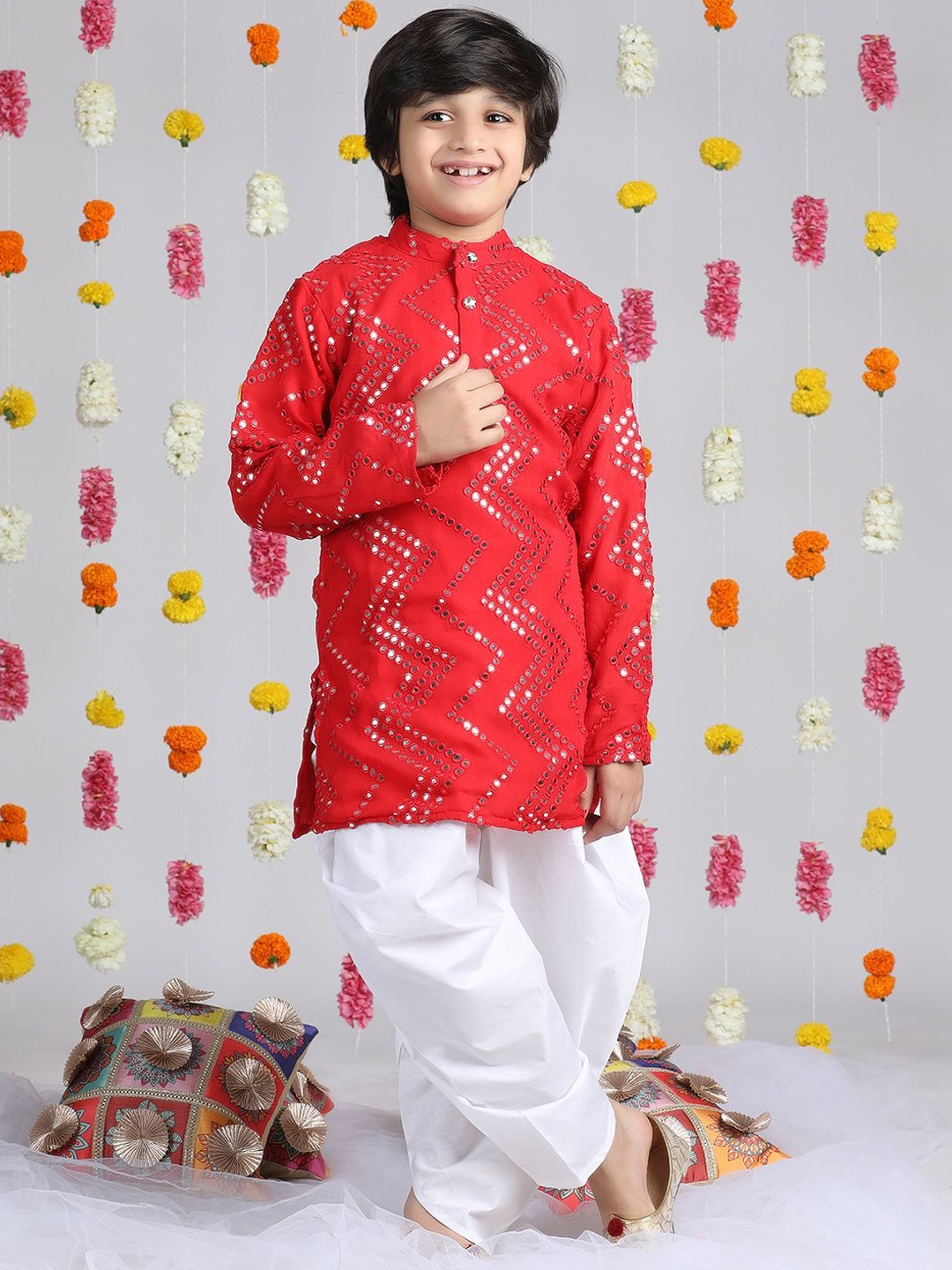 

Cutiekins Boys Geometric Embroidered Sequinned Straight Kurta With Dhoti Pants, Red