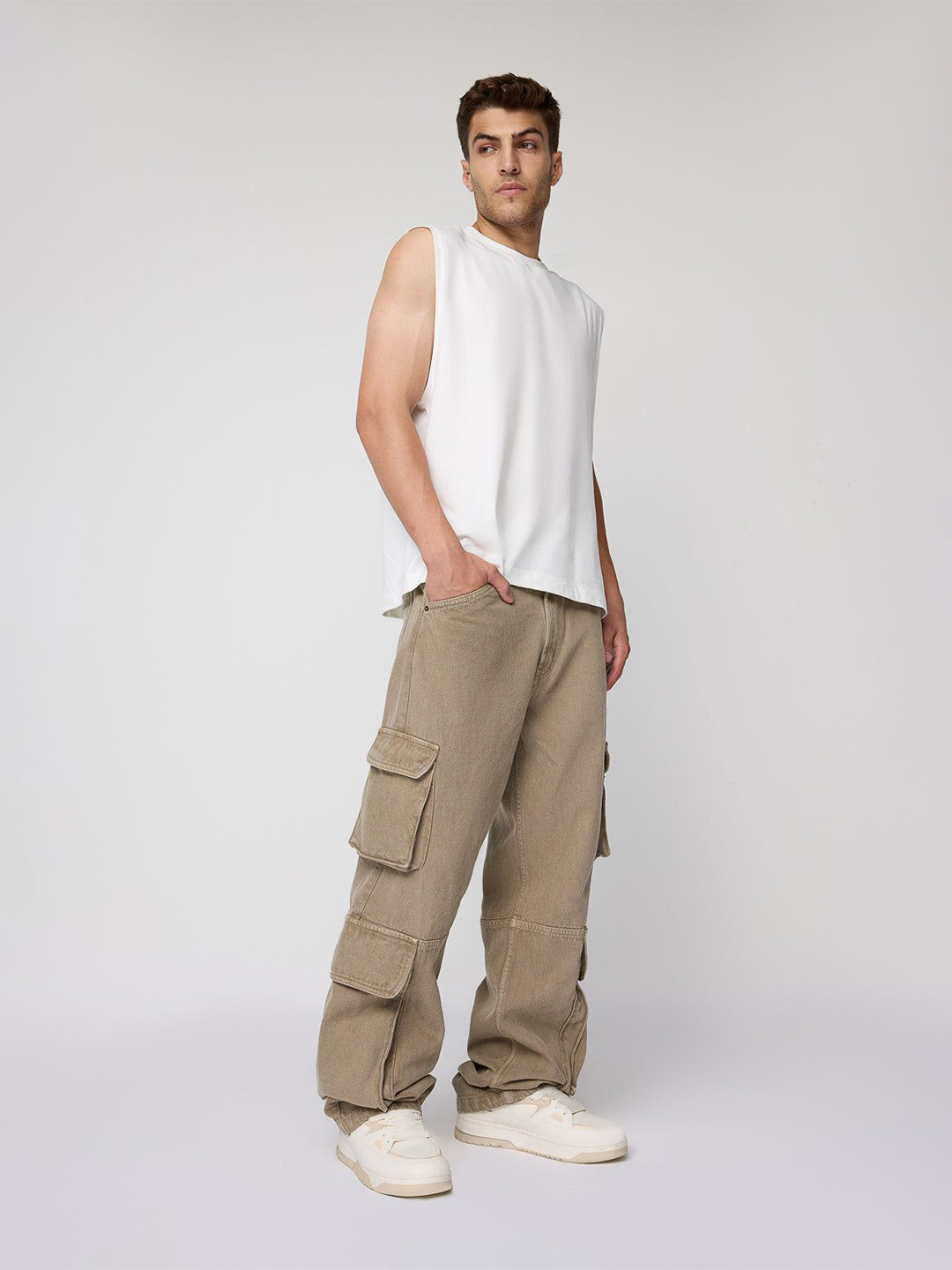 

FREAKINS Men Relaxed Fit Low-Rise Cotton Cargo Jeans, Khaki