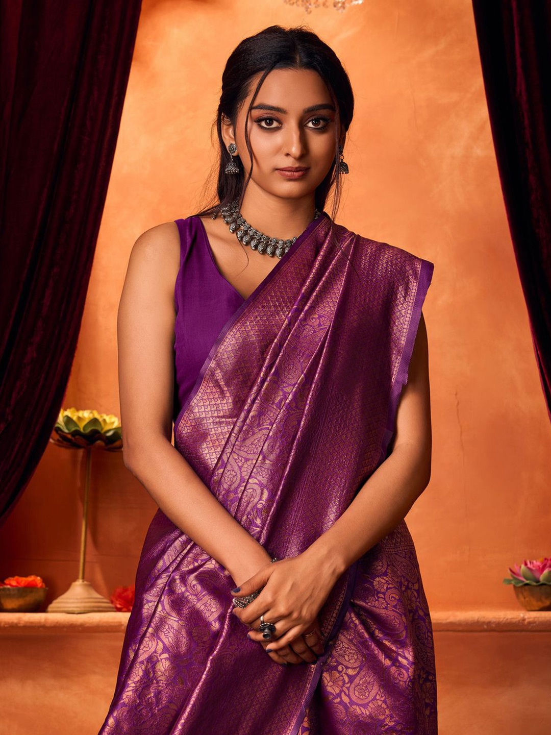 

KALINI Ethnic Motifs Zari Woven Banarasi Saree, Magenta