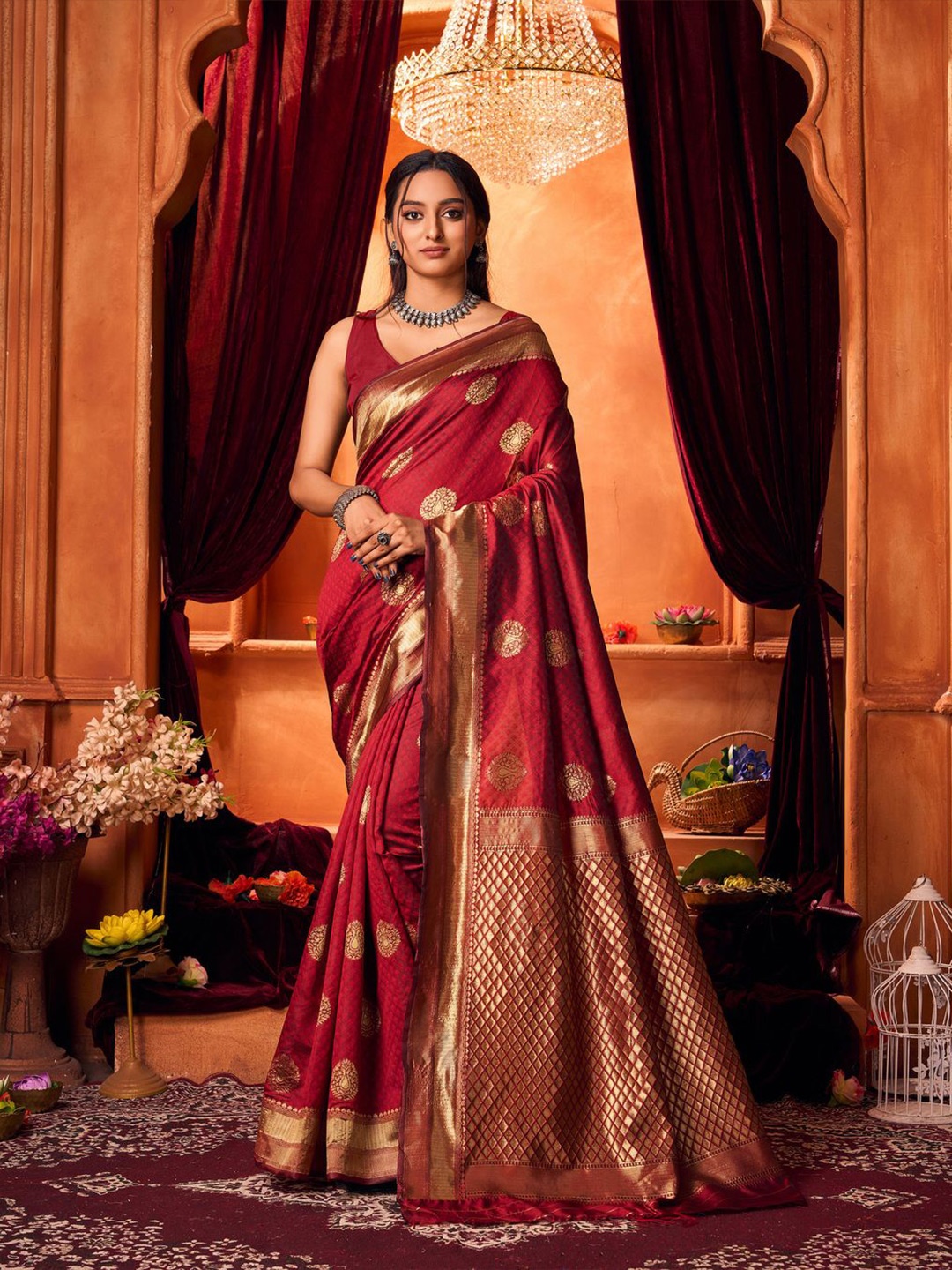 

KALINI Ethnic Motifs Zari Banarasi Saree, Maroon