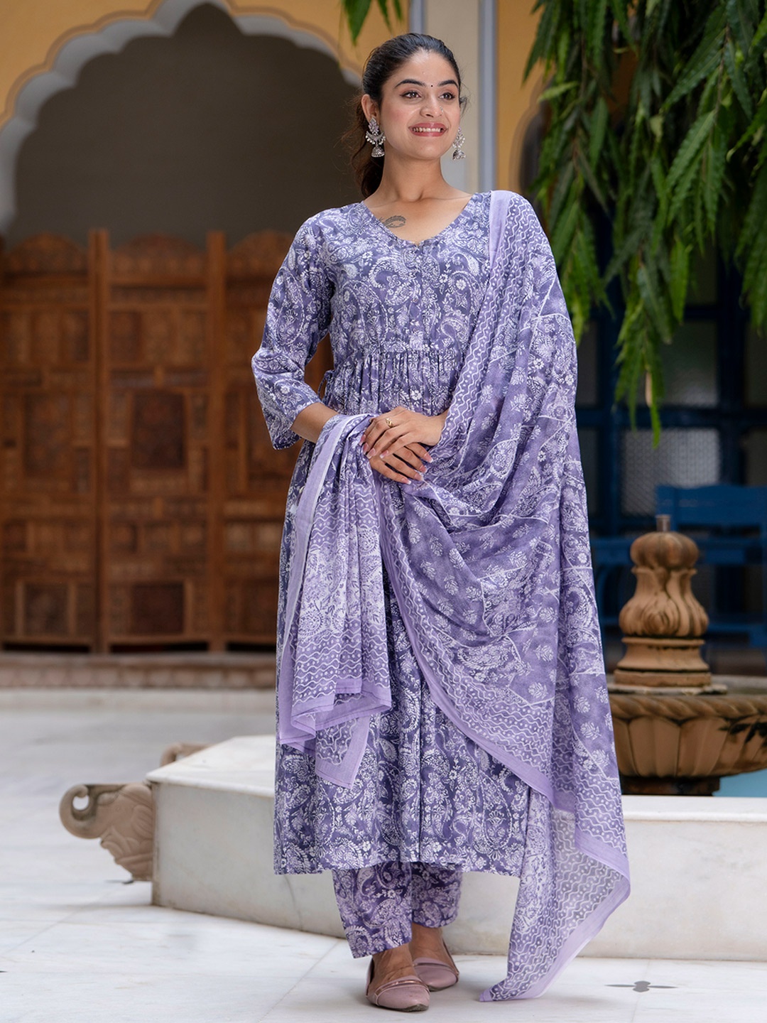 

Nayo Ethnic Motifs Printed Notched Round Neck Pure Cotton Kurta with Trousers & Dupatta, Purple