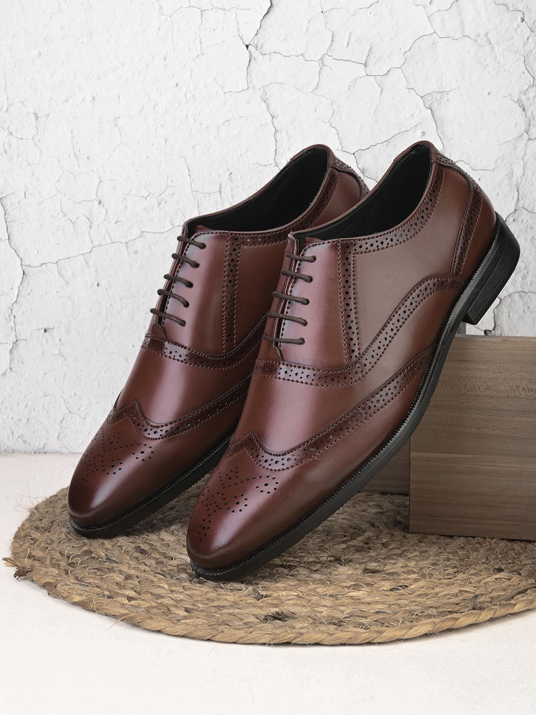 

HERE&NOW Men Textured Formal Brogues, Brown
