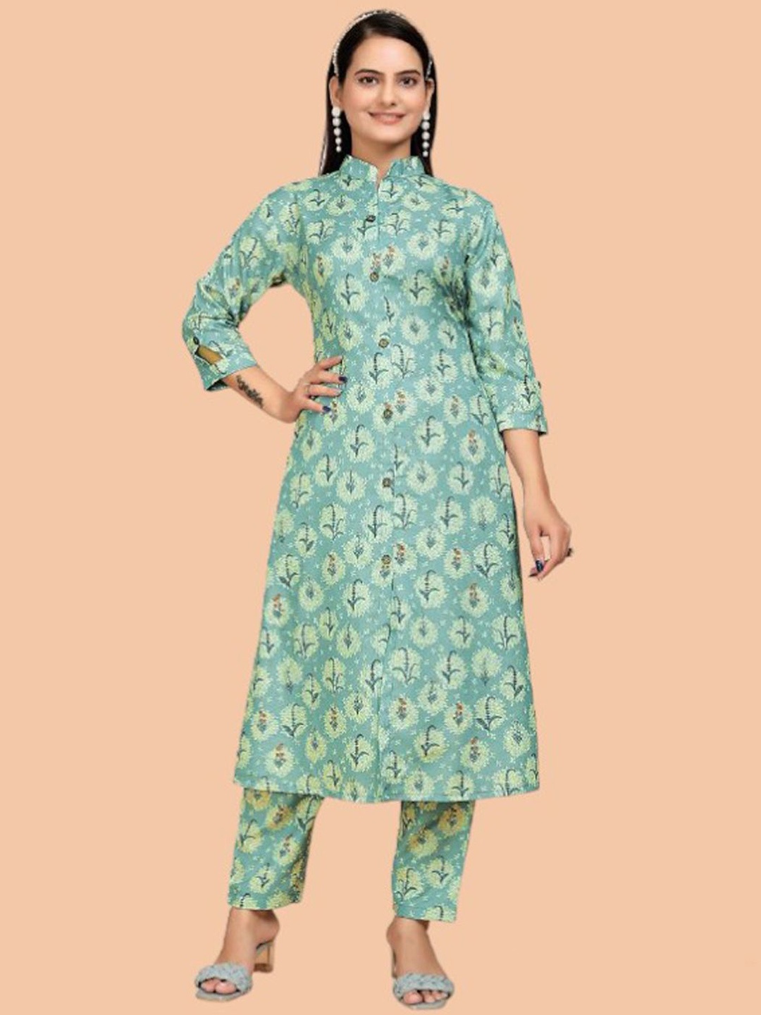 

Siya Fashion Floral Printed Mandarin Collar Straight Kurta with Trousers, Blue