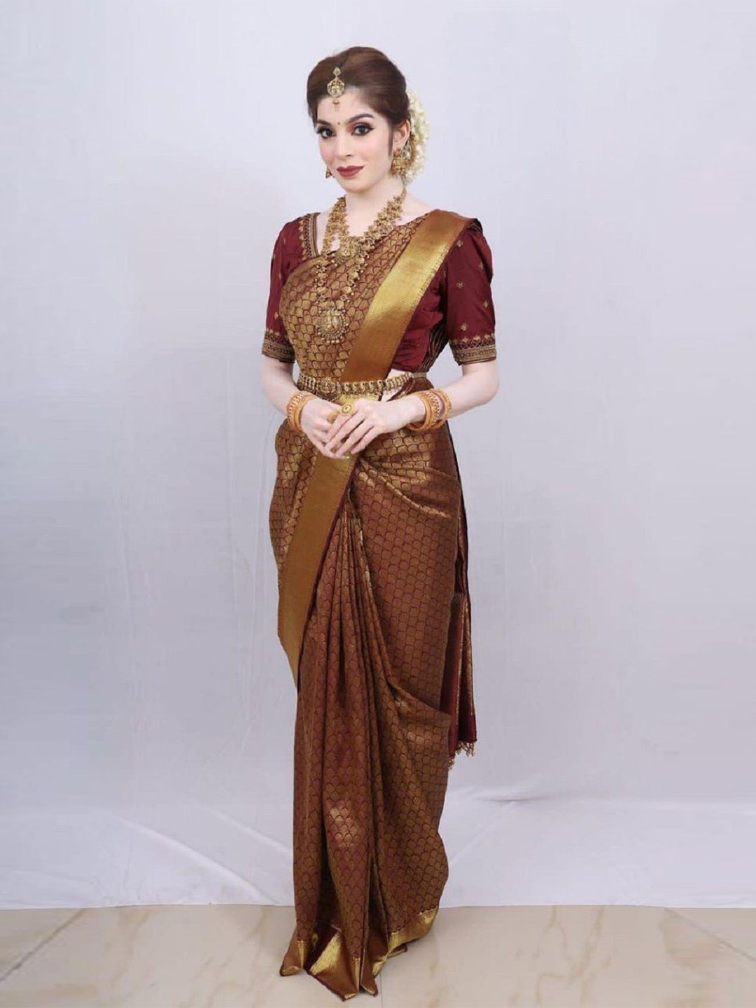 

LADY SHOPI Ethnic Motifs Zari Saree, Maroon