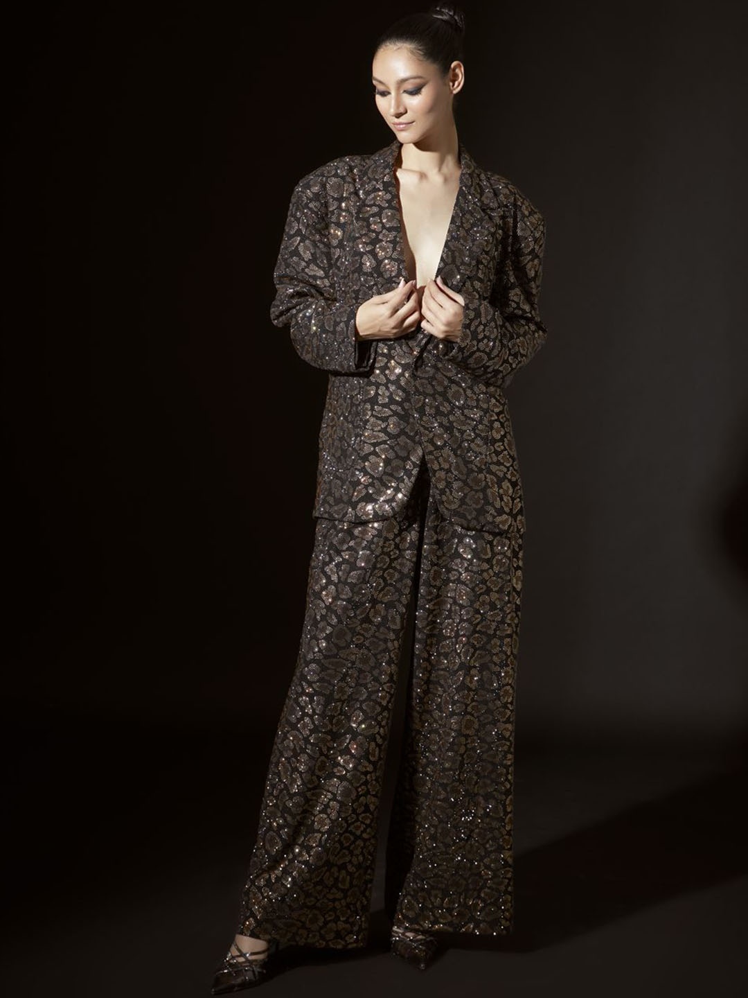 

ITRH Embellished Jacket With Trouser Co-Ords, Black