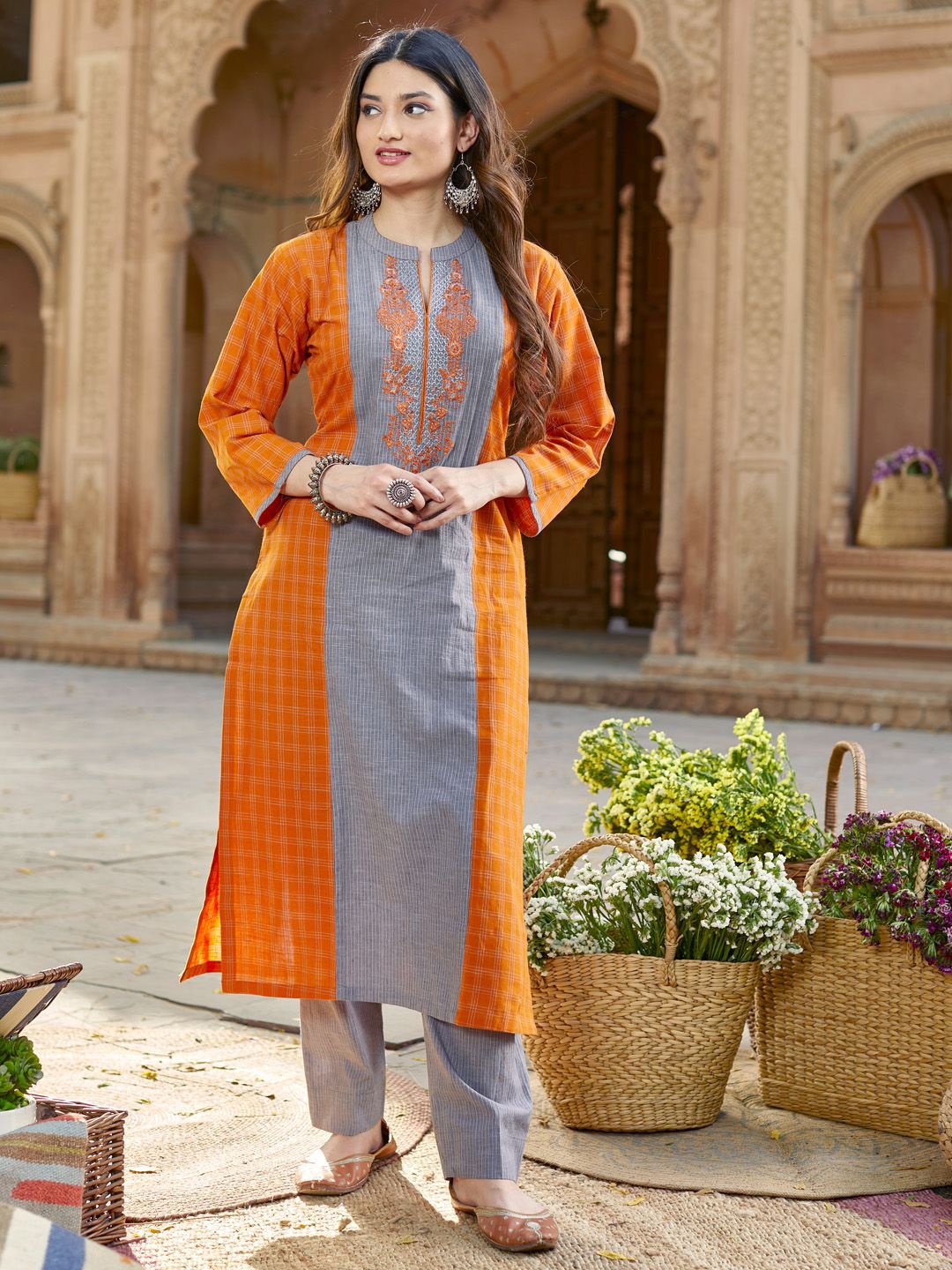 

WOMEN PLUS Checked Embroidered Thread Work Mandarin Collar Pure Cotton Straight Kurta, Orange