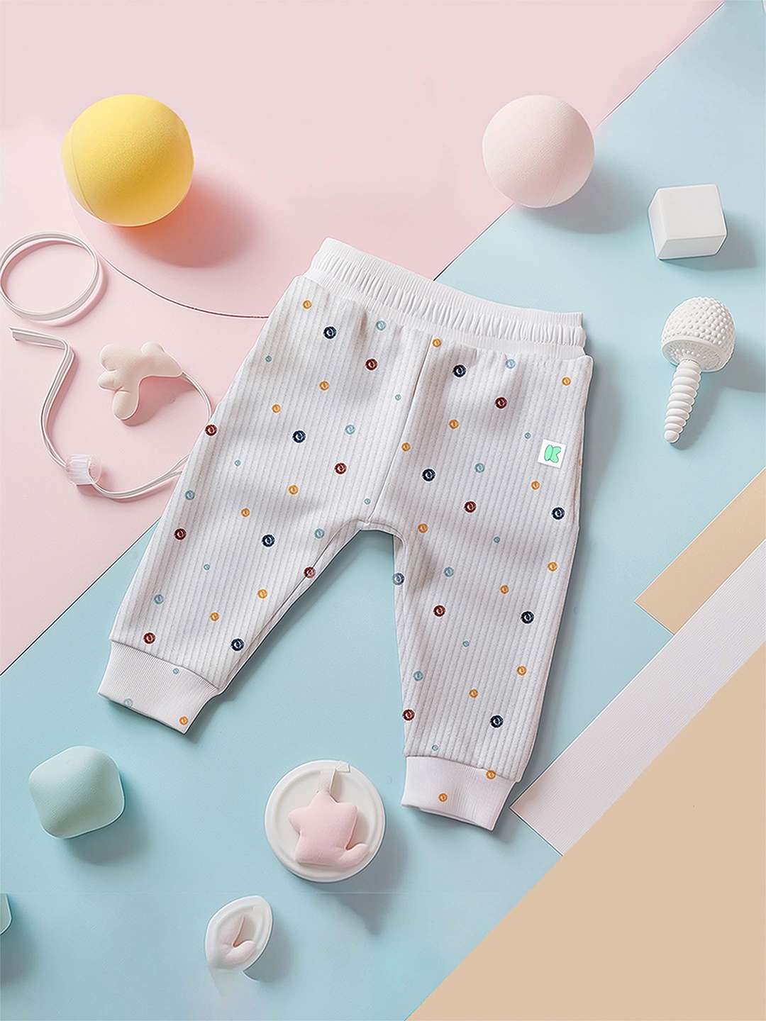 

Kidbea Infants Polka Dots Mid Rise Regular Fit Sweat Pants, Off white