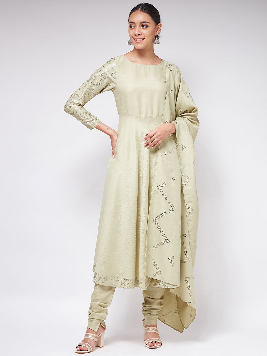 

Pannkh Round Neck A-Line Kurta With Palazzos & Dupatta, Green