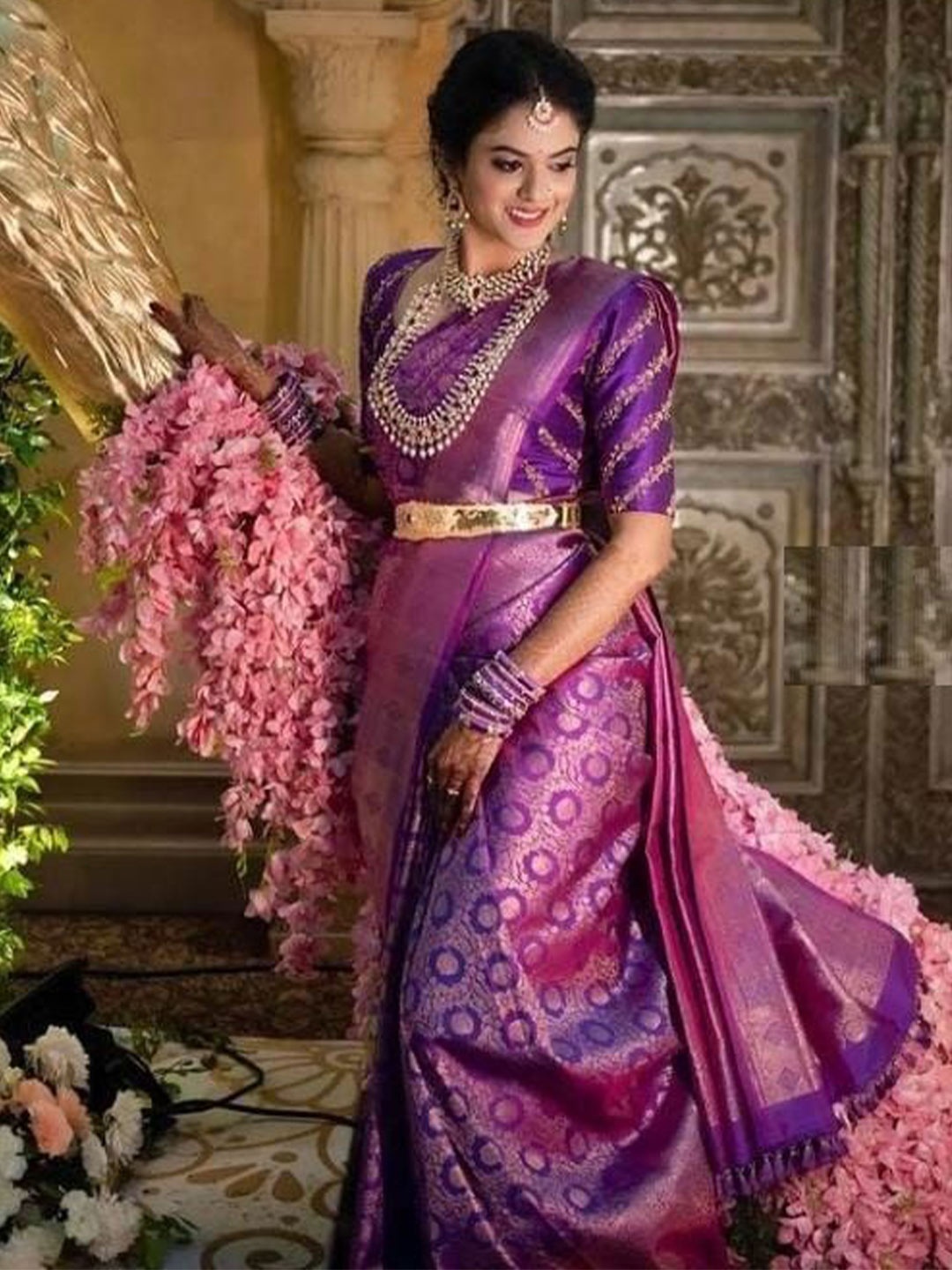 

Upalksh Woven Design Zari Kanjeevaram Saree, Purple