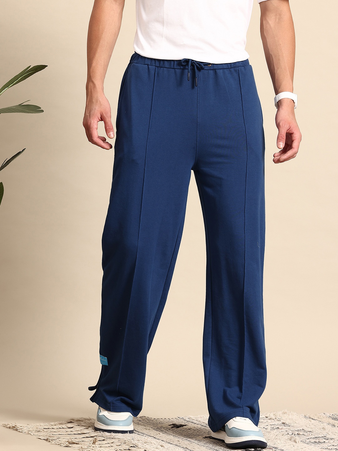 

Mast & Harbour Men Side Slit Relaxed Fit Track Pants, Navy blue