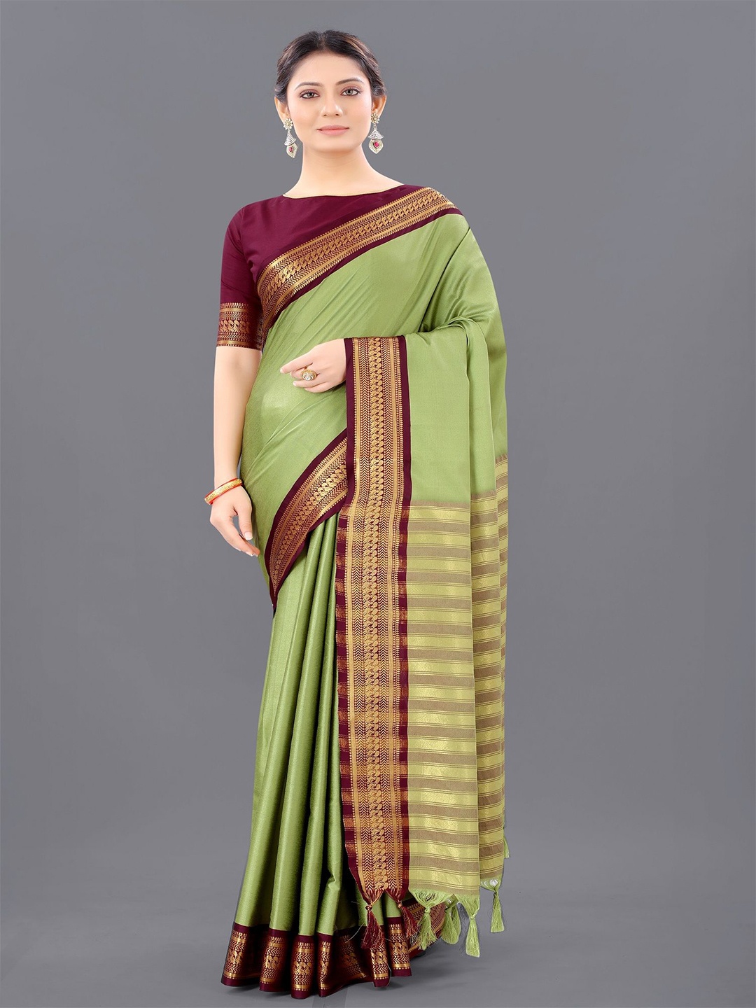 LADY SHOPI Woven Design Zari Saree, Lime green