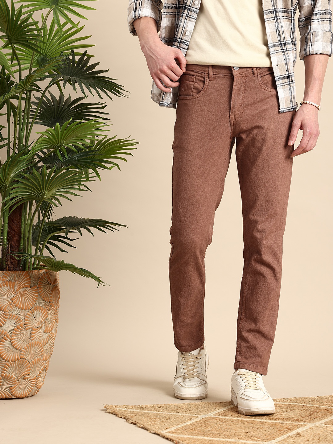 

Mast & Harbour Tapered Fit Light Fade Stretchable Jeans, Brown