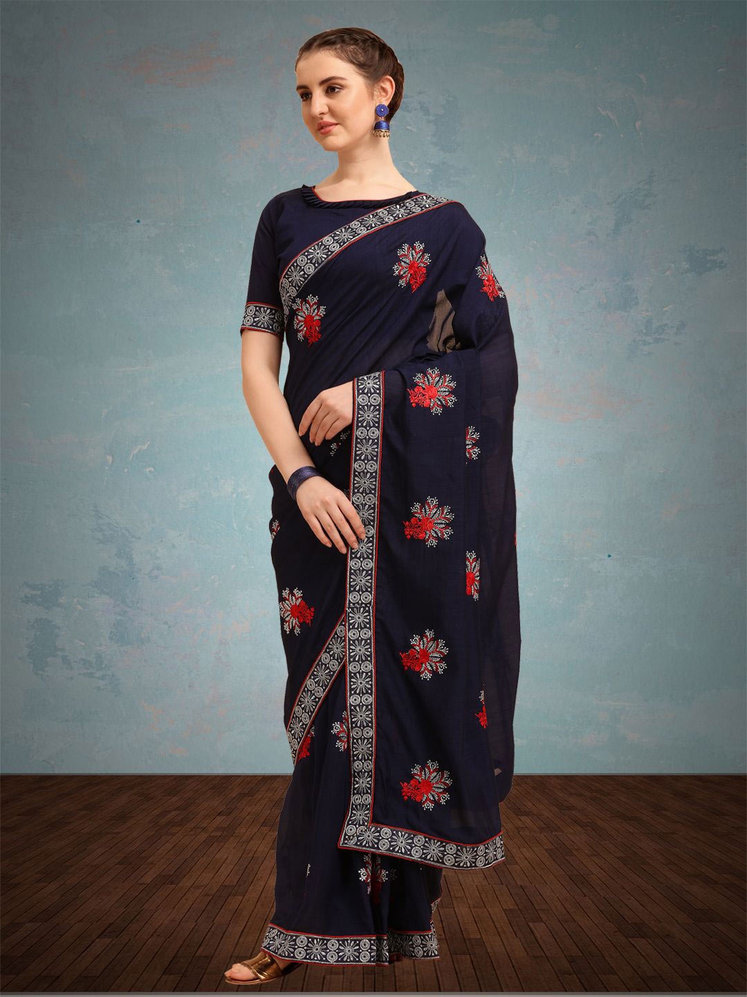 

KALINI Embellished Embroidered Saree, Black