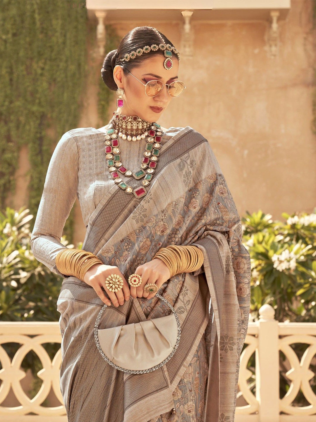 

MySilkLove Floral Printed Border Saree, Grey