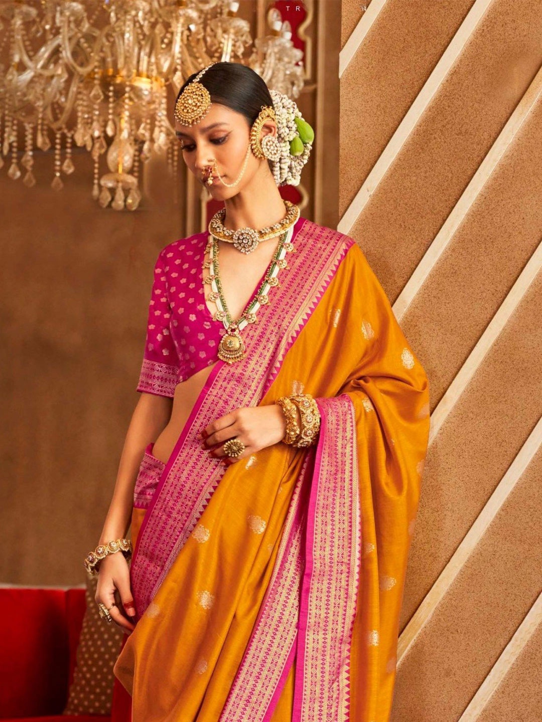 

MySilkLove Patola Silk Blend Ethnic Motifs Zari Traditional Celebrity Saree, Yellow