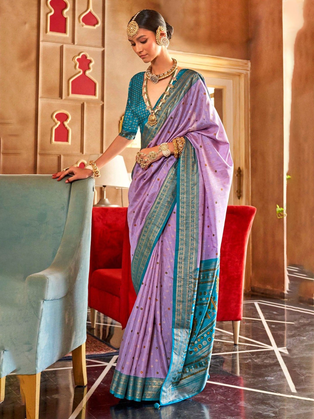 

MySilkLove Woven Design Zari Patola Saree, Lavender