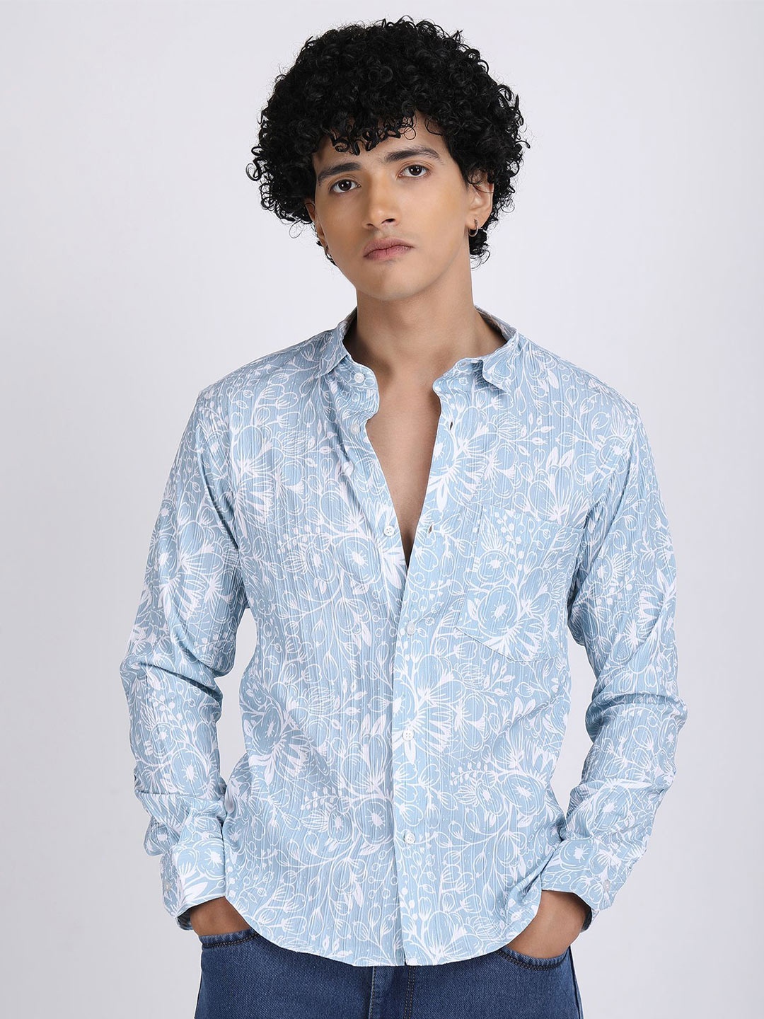

The Roy Men Comfort Slim Fit Floral Opaque Printed Casual Shirt, Blue