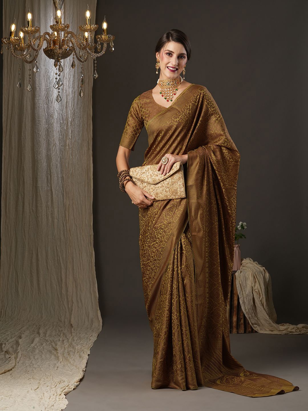 

Anouk Ethnic Motif Zari Woven Banarasi Saree, Olive