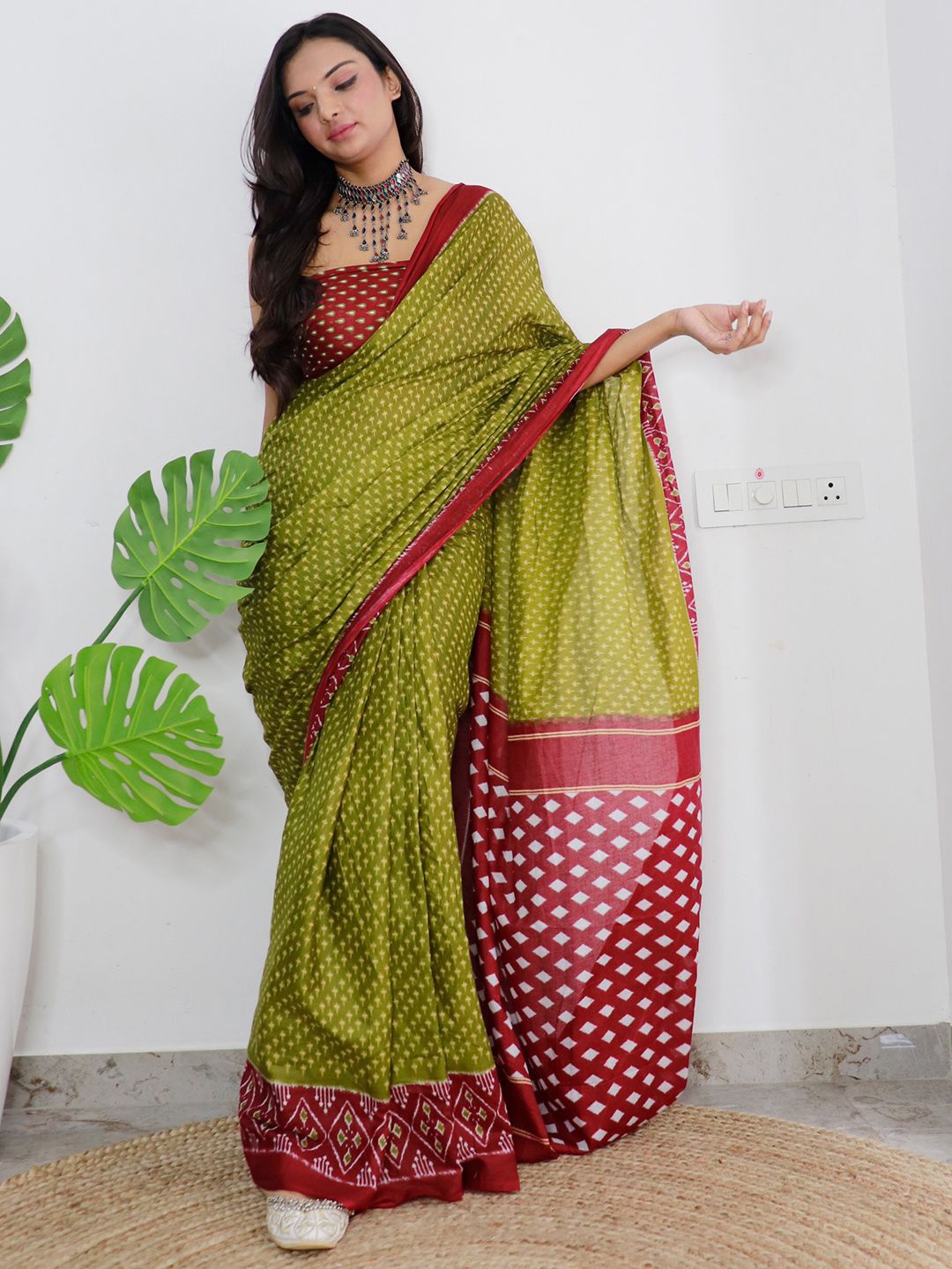 

Anouk Bagh Saree With Blouse Piece, Olive