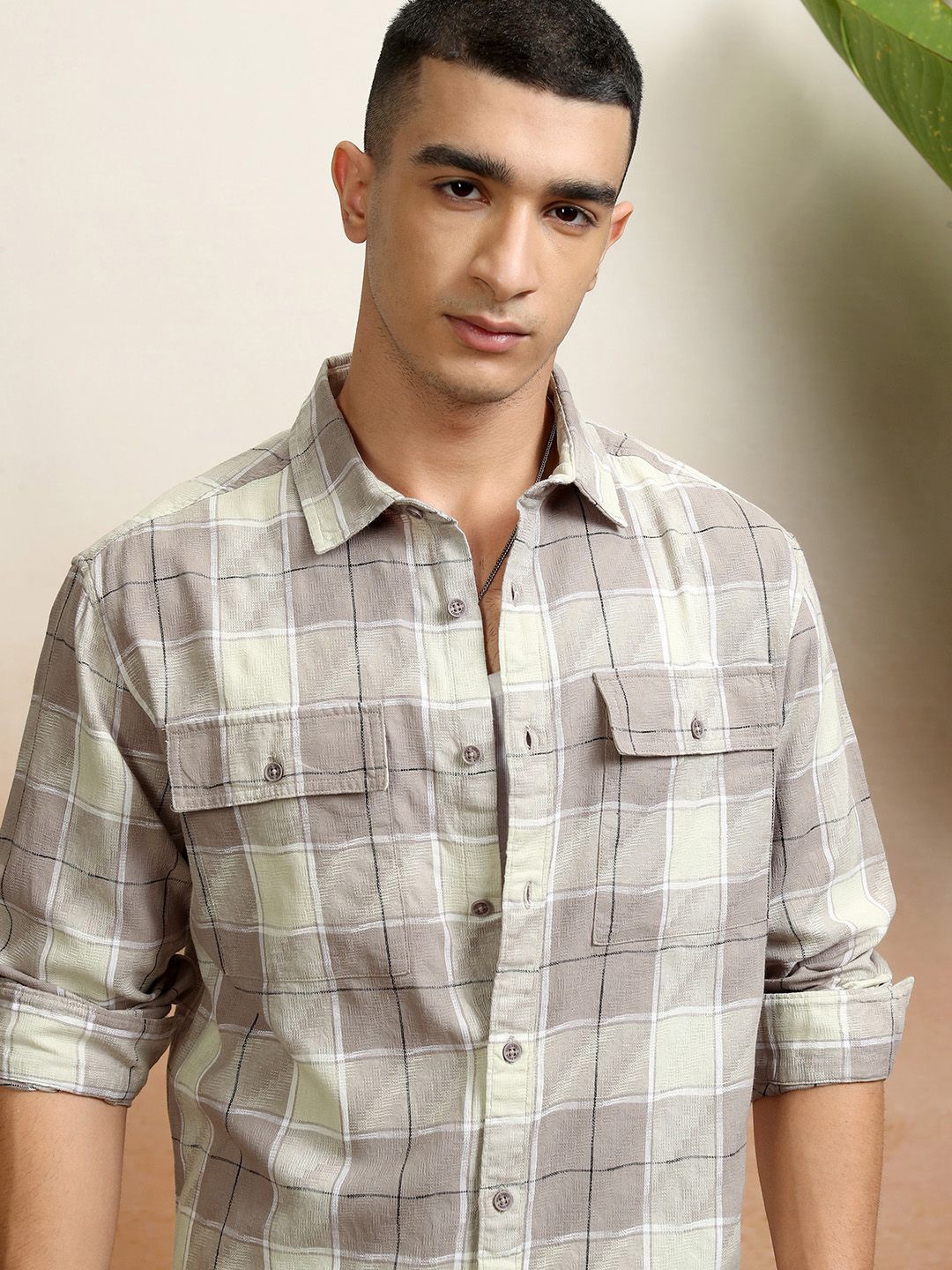

HIGHLANDER Men Opaque Checked Casual Shirt, Khaki