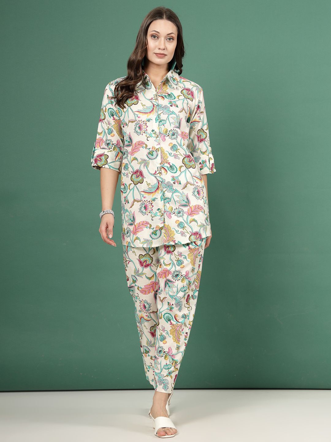 

Clora Creation Floral Printed Shirt With Trousers, White