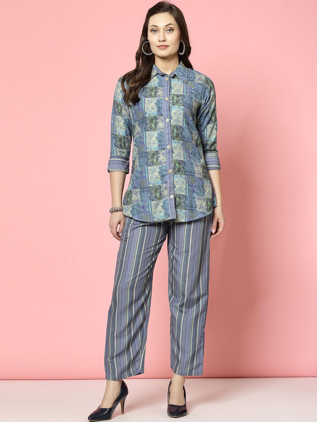 

Clora Creation Floral Printed Shirt With Trousers, Blue
