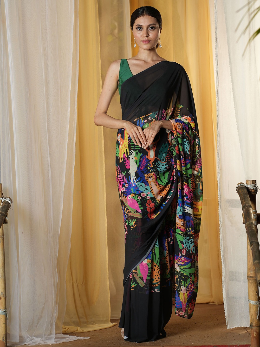 

IZU Poly Georgette Abstract Festive Celebrity Saree, Black