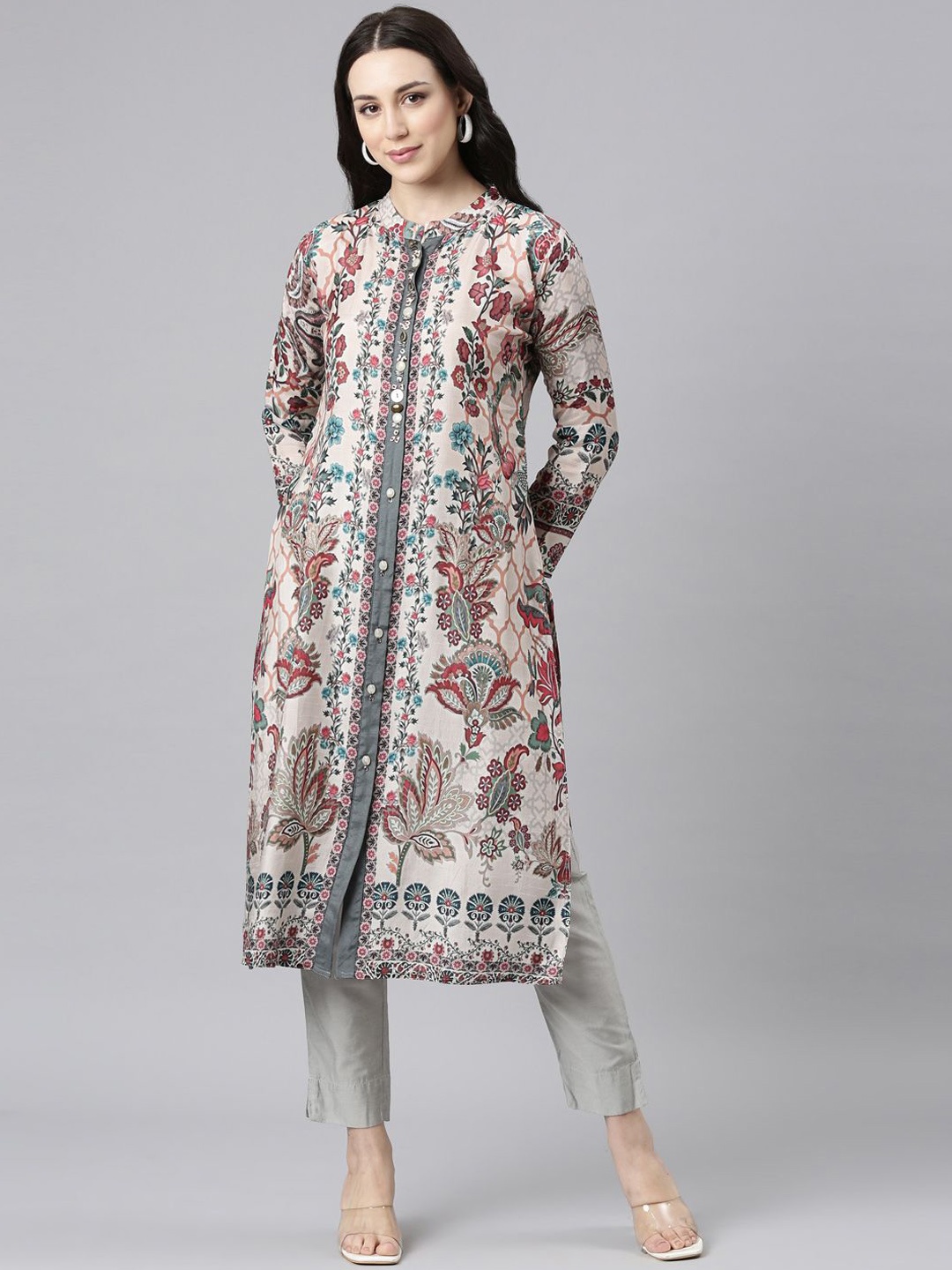 

Neerus Floral Printed Cotton Straight Kurta, Off white