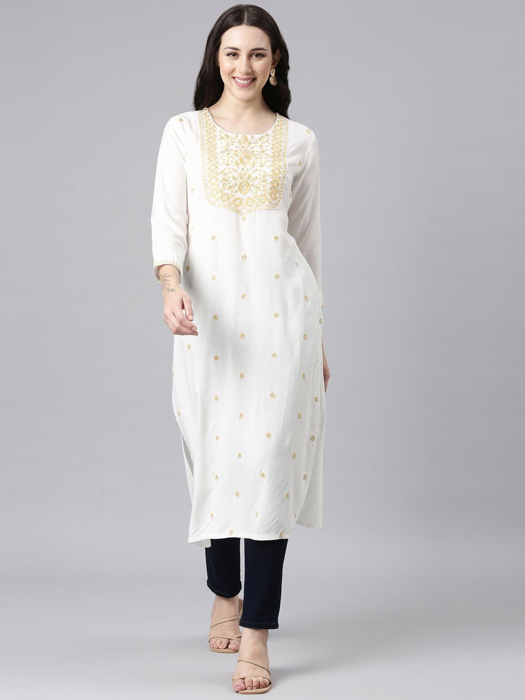 

Neerus Round Neck Floral Embroidered Straight Kurta, White