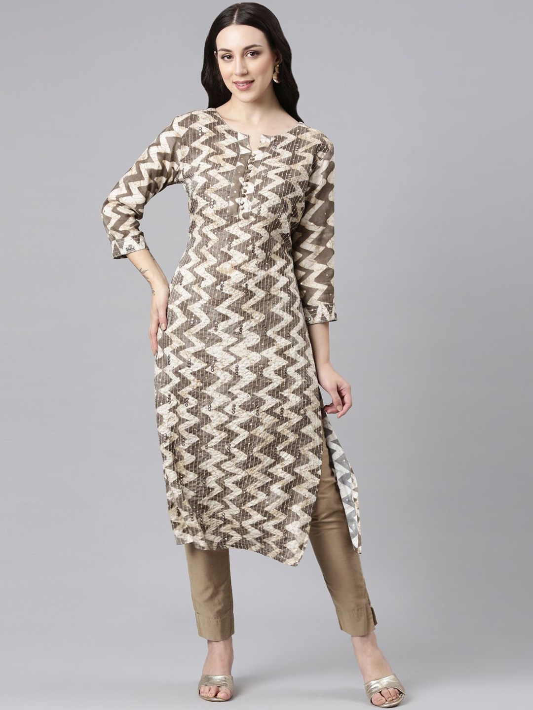 

Neerus Geometric Printed Sequinned Straight Kurta, Brown