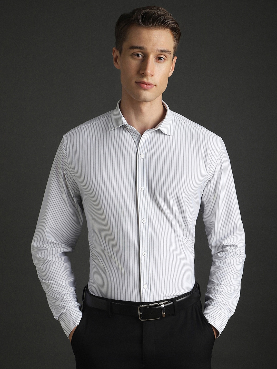 

Bergamo Men Slim Fit Opaque Casual Shirt, Grey