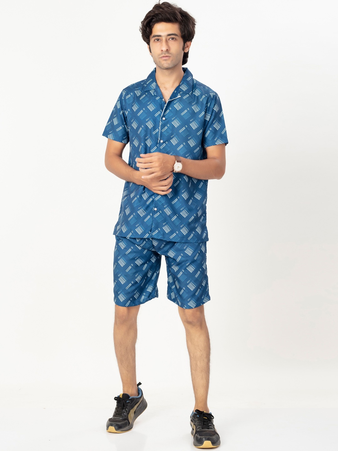 

Gavin Paris Printed Shirt & Shorts, Blue
