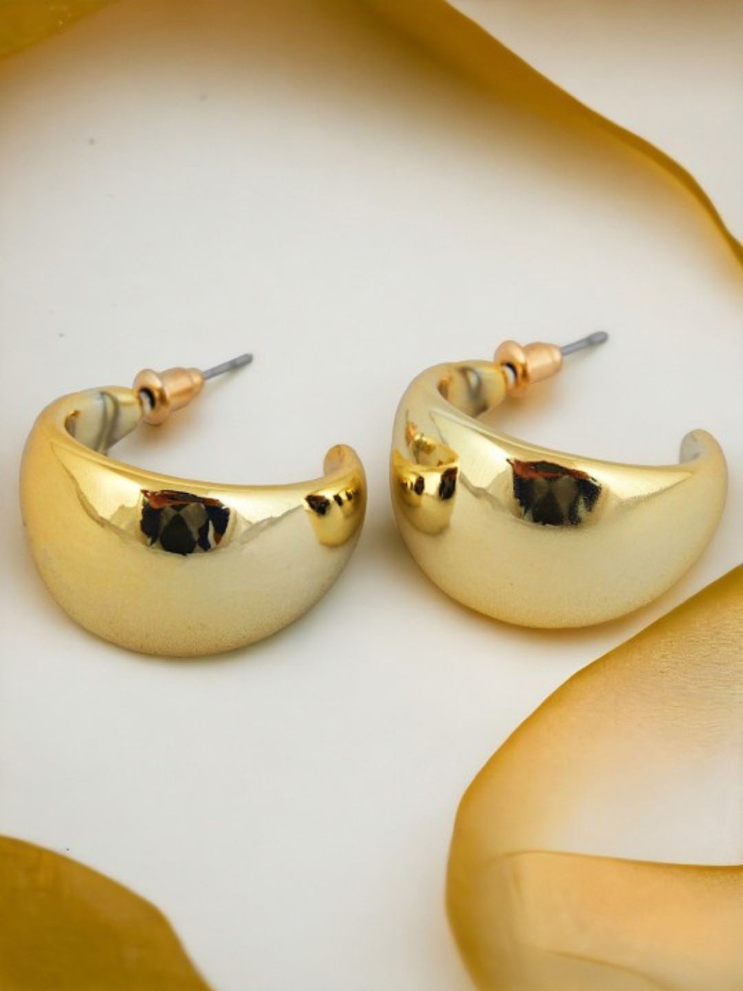 

DressBerry Gold-Plated Stainless Steel Contemporary Half Hoop Earrings