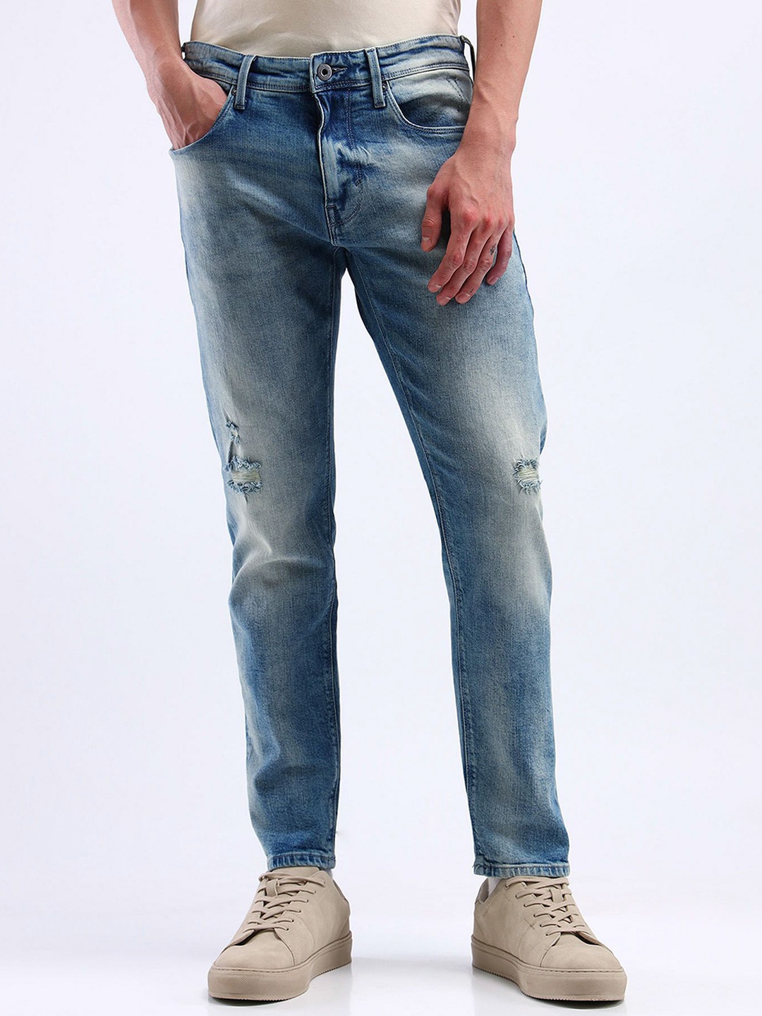 

Flying Machine Men Tapered Fit Mildly Distressed Heavy Fade Stretchable Jeans, Blue